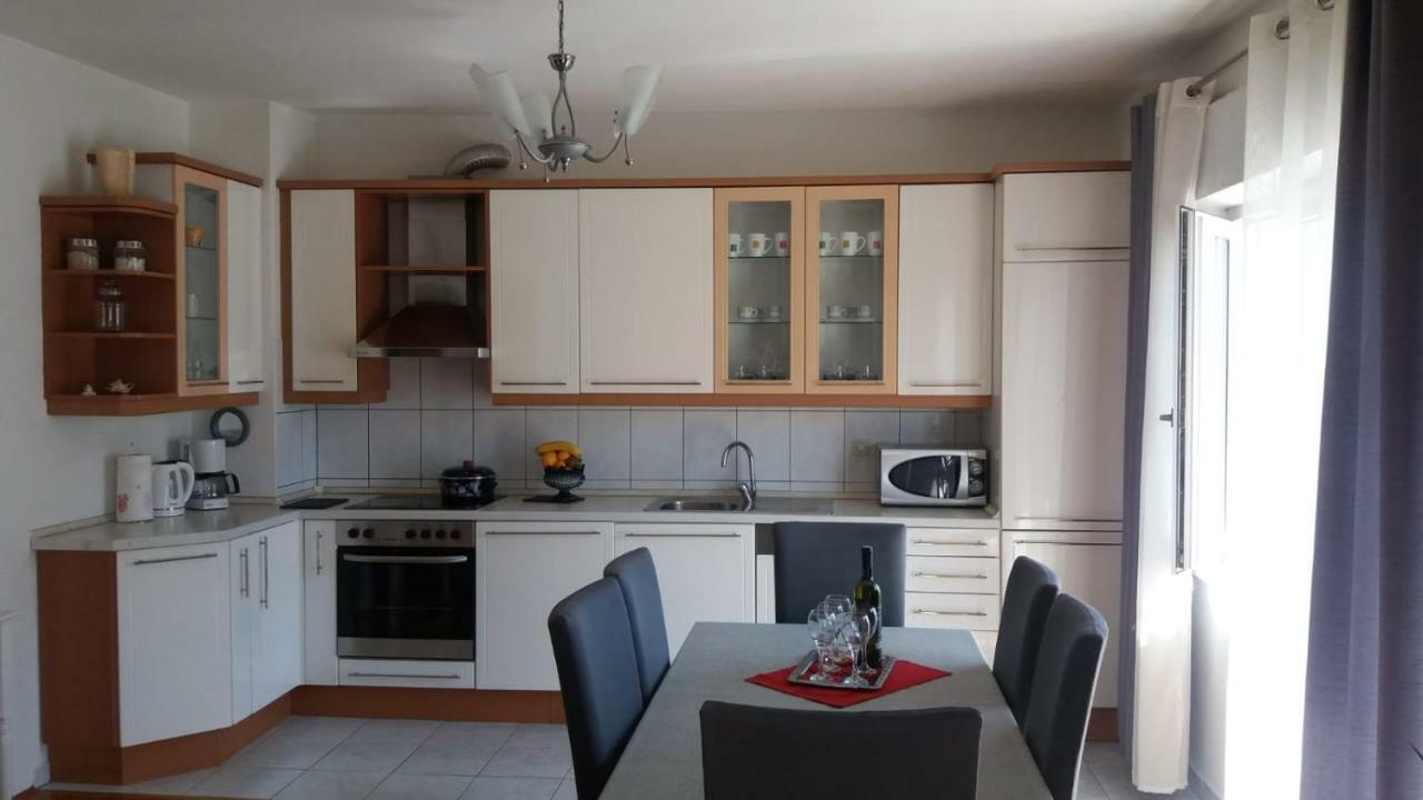 Apartman Teklic Kaštela المظهر الخارجي الصورة