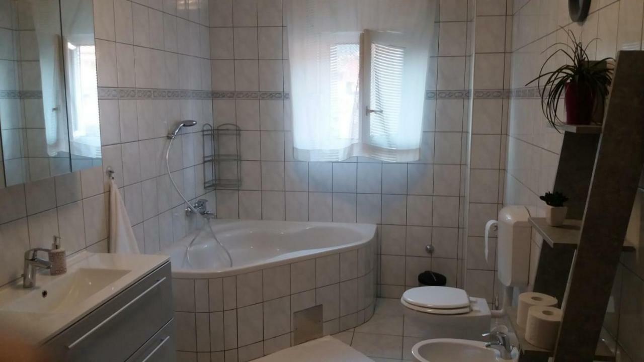 Apartman Teklic Kaštela المظهر الخارجي الصورة